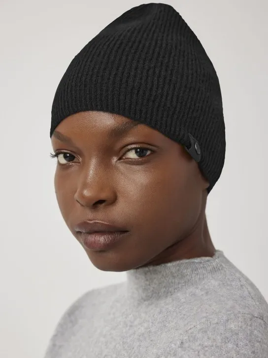 Canada Goose   Cashmere blend beanie 
