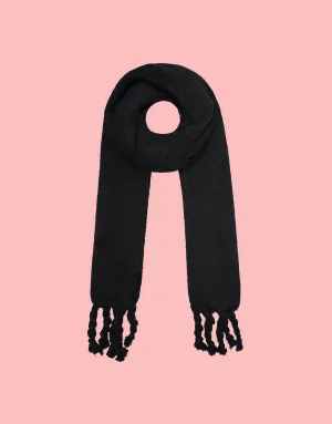 Chunky fringe scarf