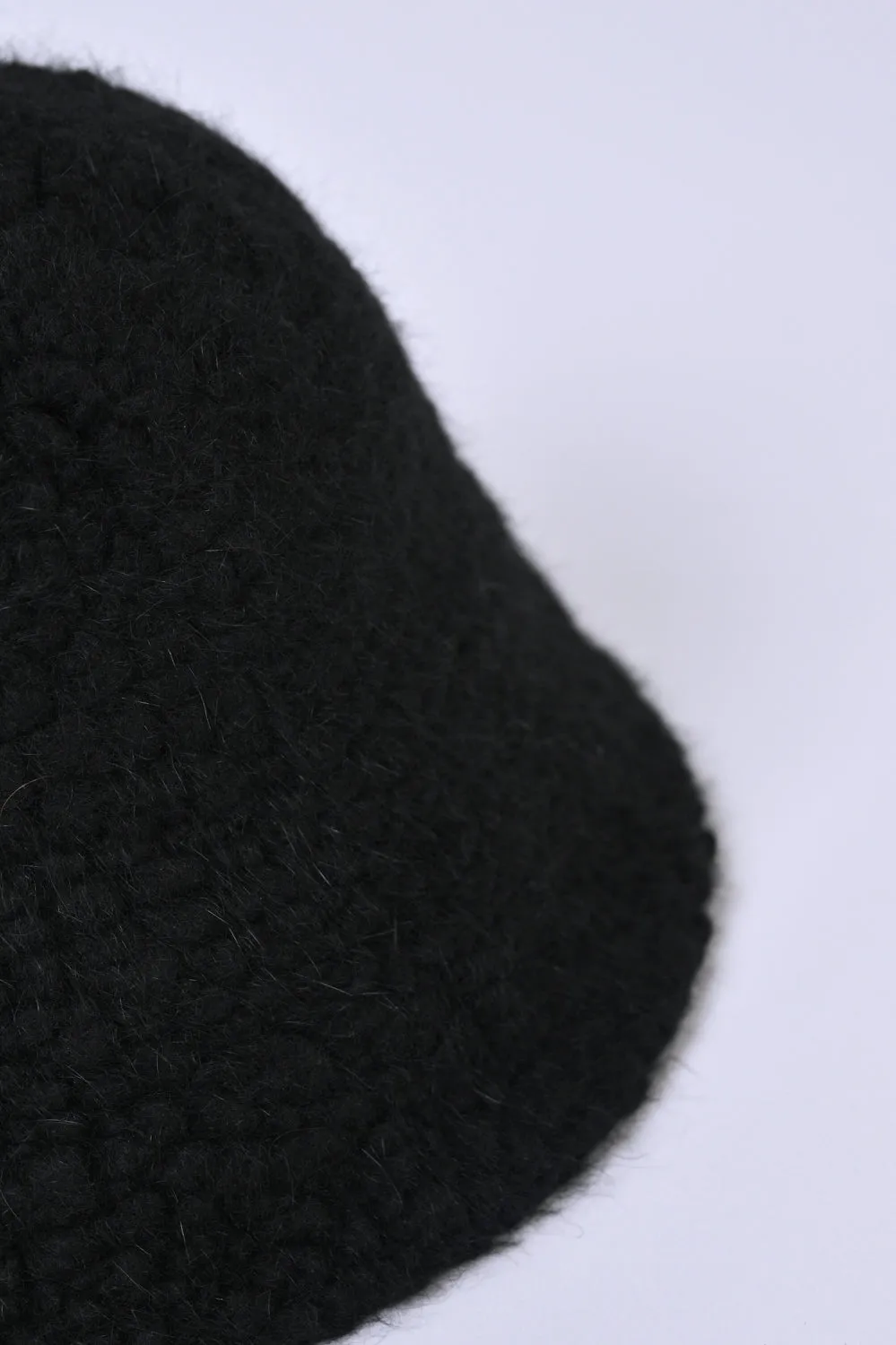 CHUNKY KNIT BUCKET HAT