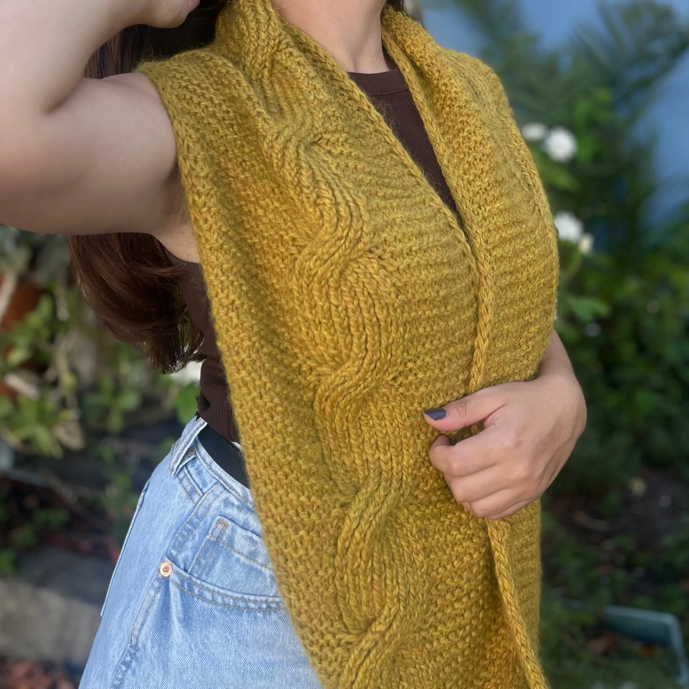 Honey Cable Cowl Kit (Yarn Pattern)