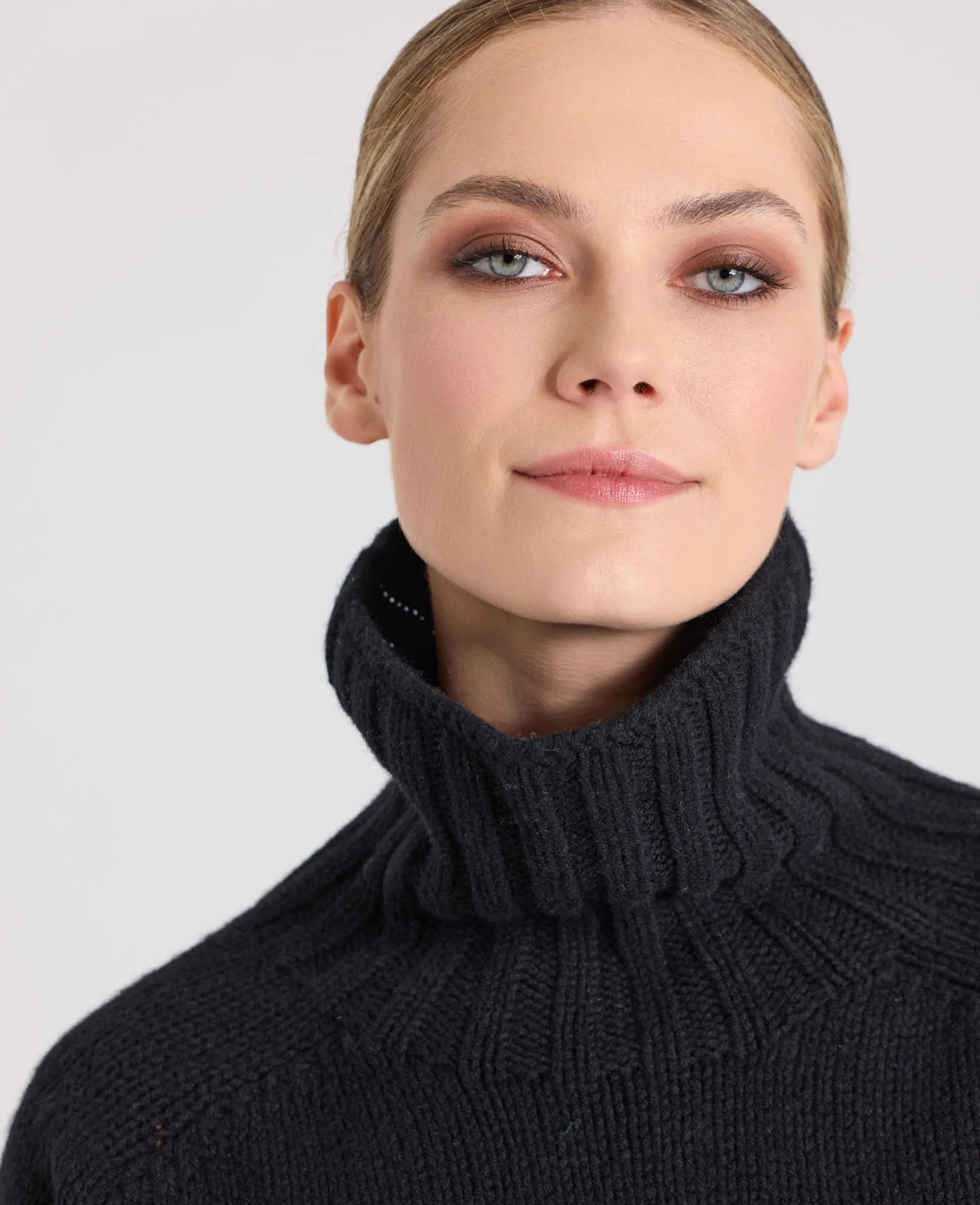 Superfine Lambswool Chunky Roll Neck Jumper
