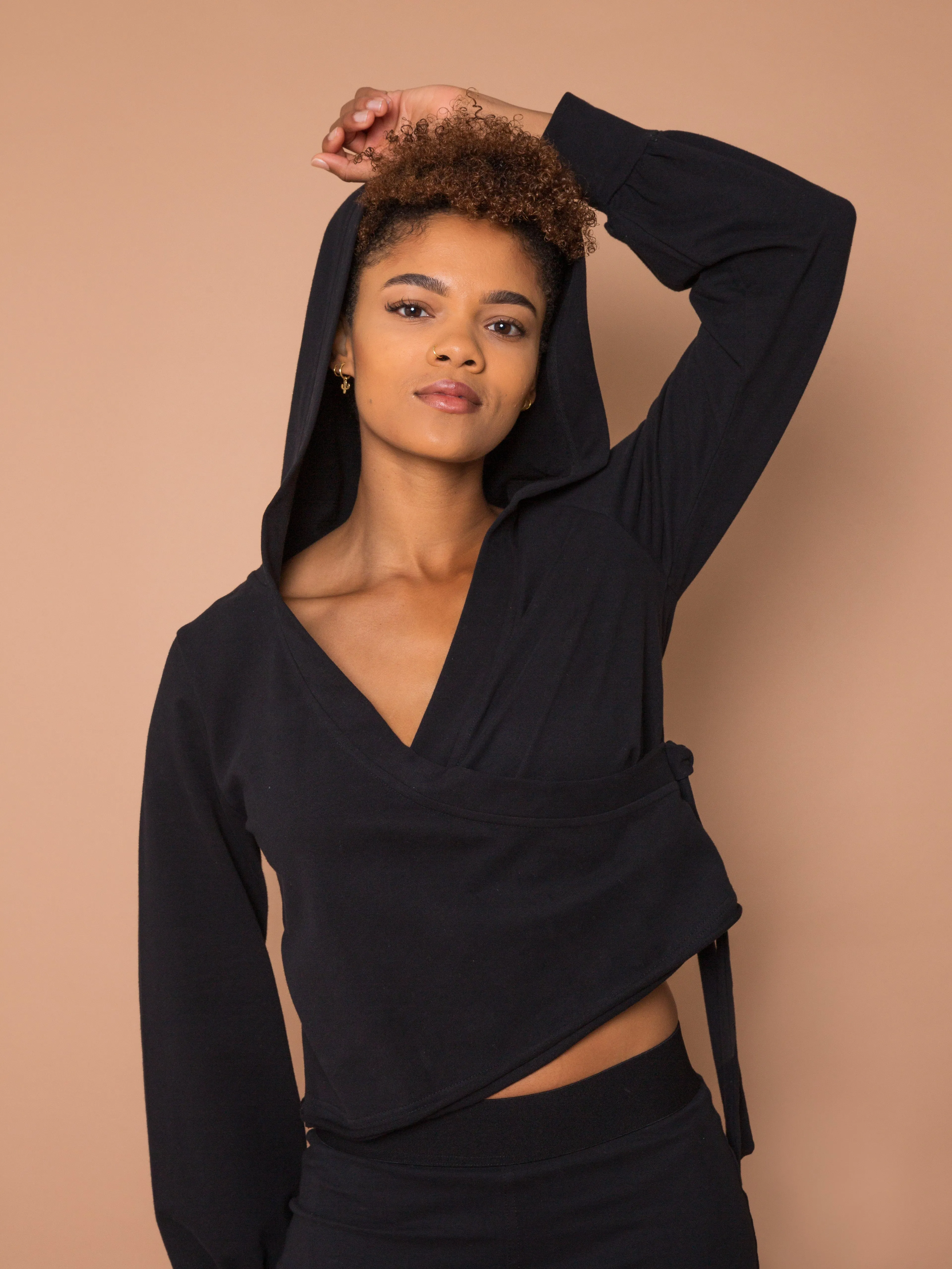 THE CHAMP HOODIE - Black